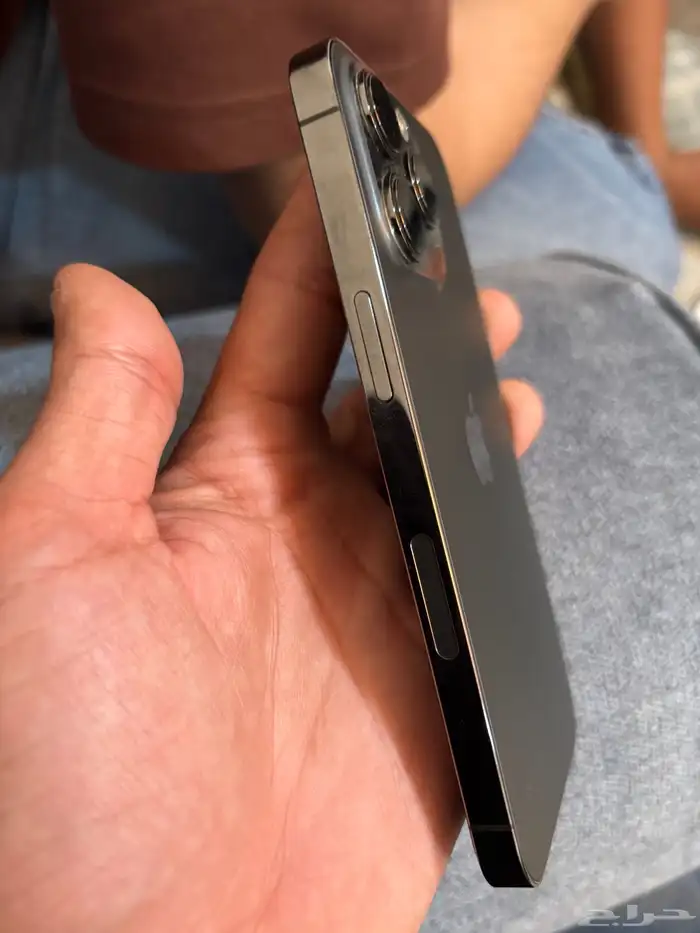 ايفون 13pro (256GB) لون اسود فلكي 5