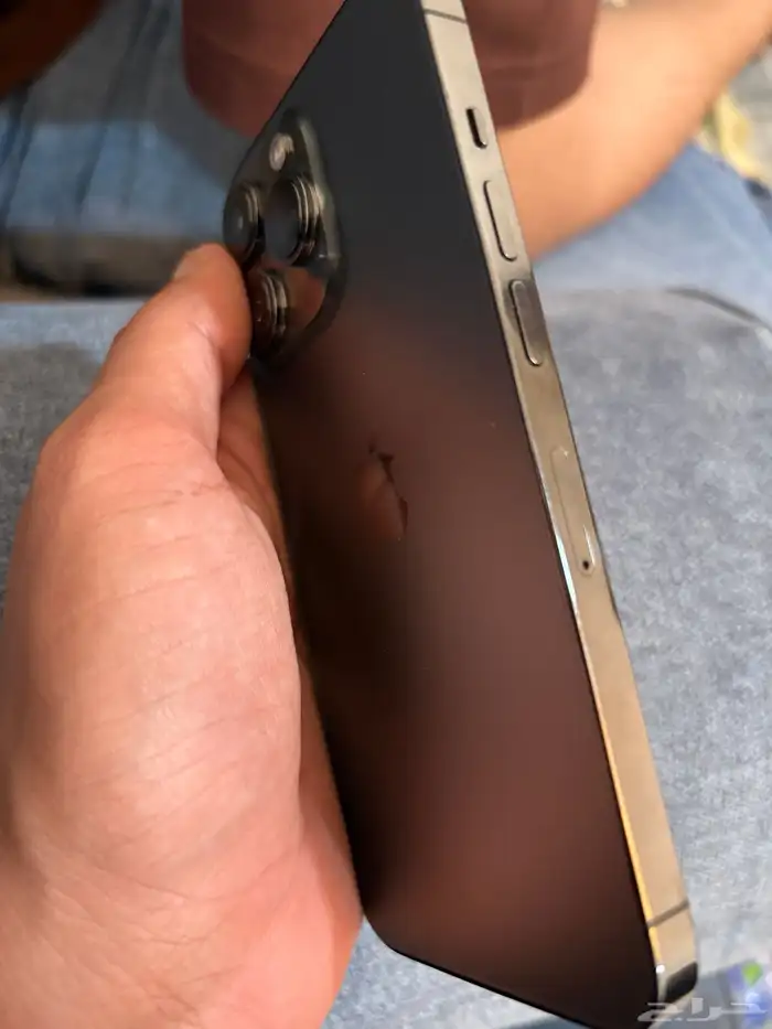 ايفون 13pro (256GB) لون اسود فلكي 4