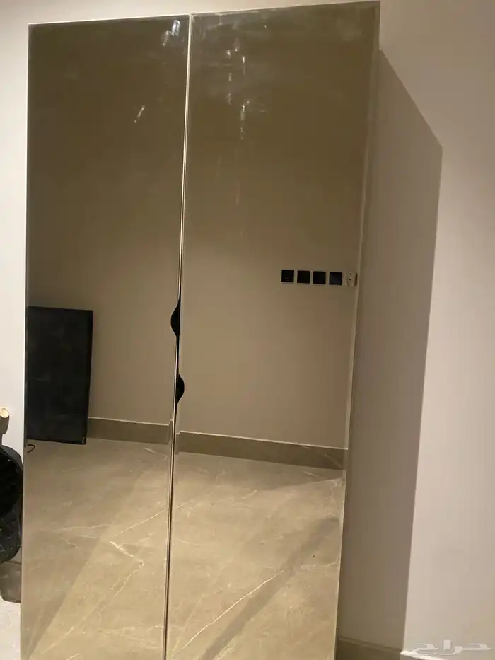 دولاب عبايات مرايا 0
