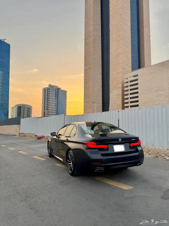 بي ام دبليو 520i M kit 2021 3