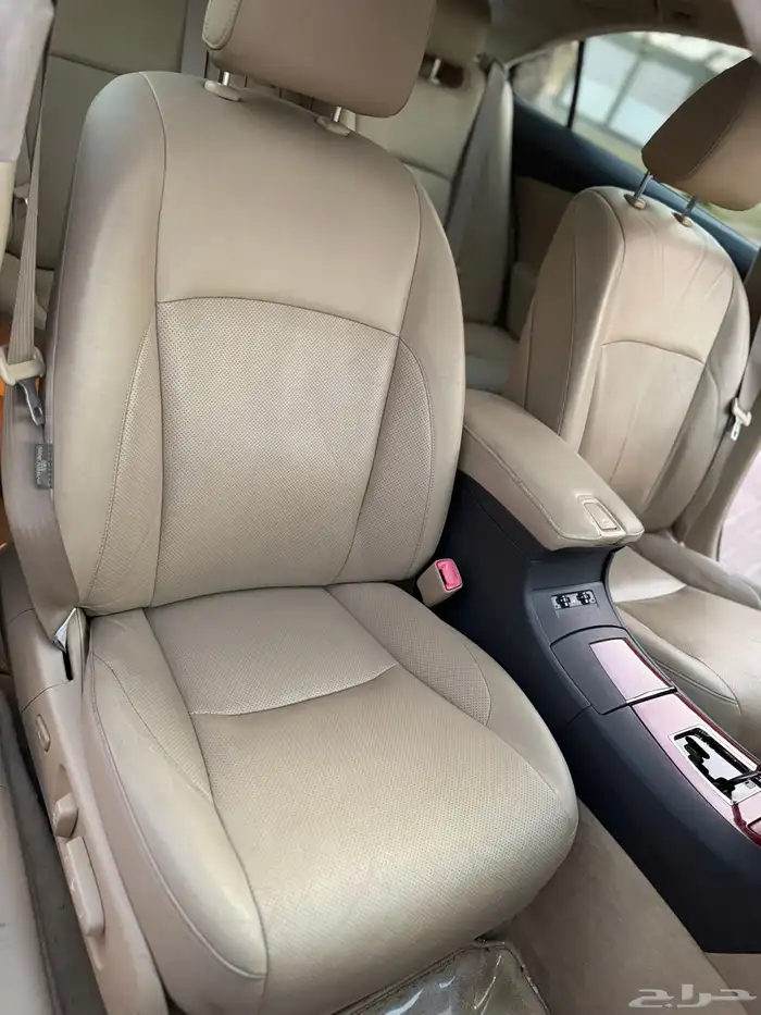 لكزس ES350 مخزن بحالة الوكالة 31