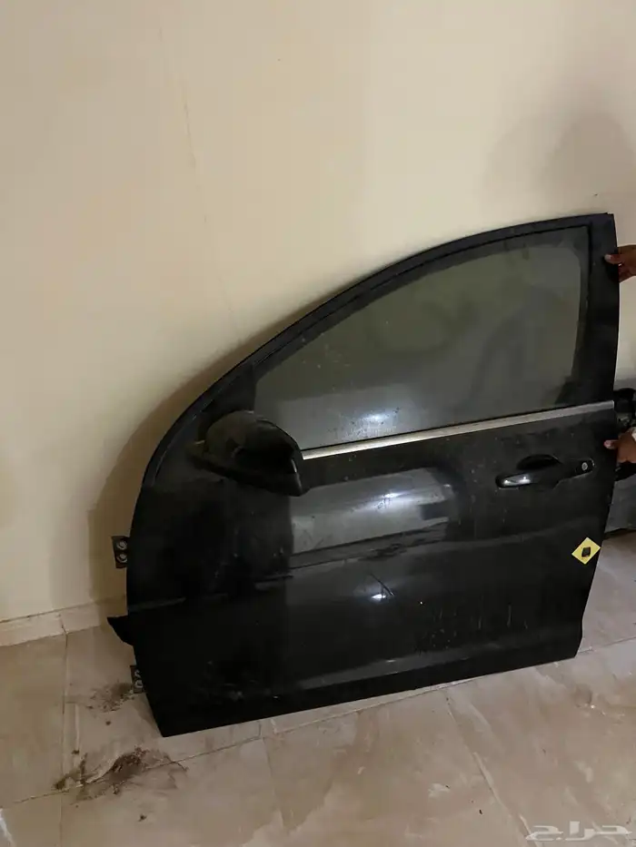 4 بيبان كابرس 13 اسود تركب من 2008الي 13 0