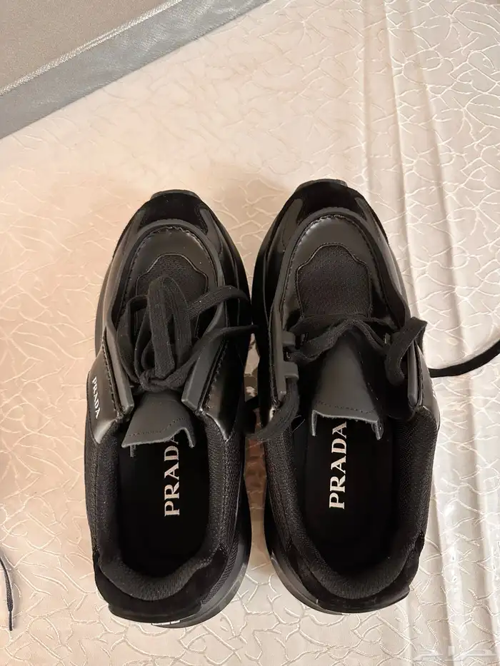 حذاء PRADA تقليد فاخر شبه أصلي جديد مقاس 8