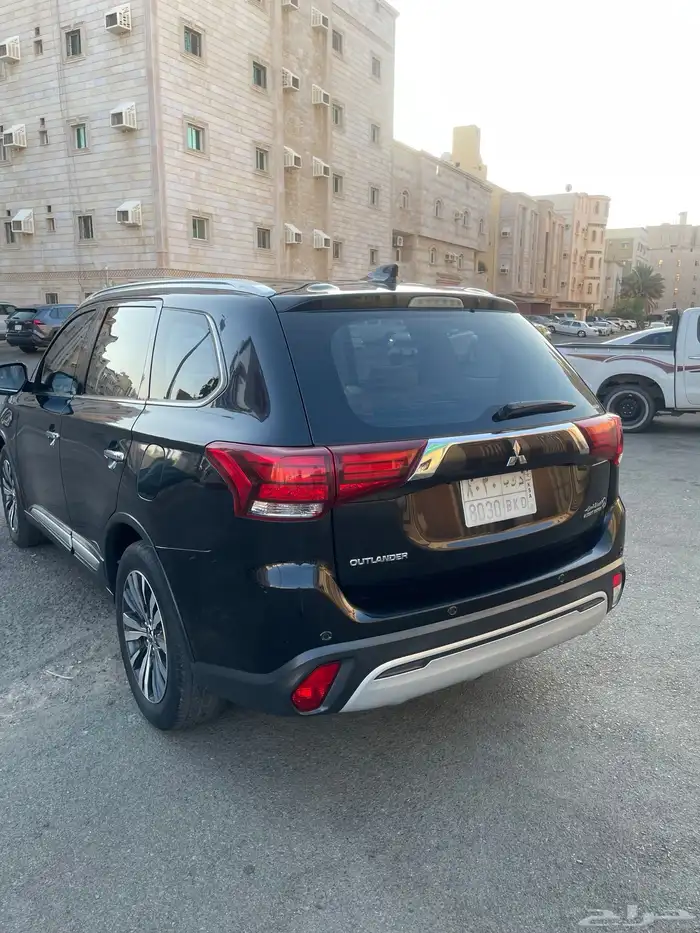 اوتلاندر 2019 للبيع 4