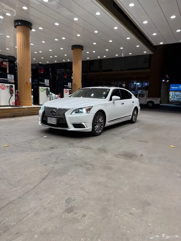 لكزس LS460 الملكه الموقع عسير بيشه 9