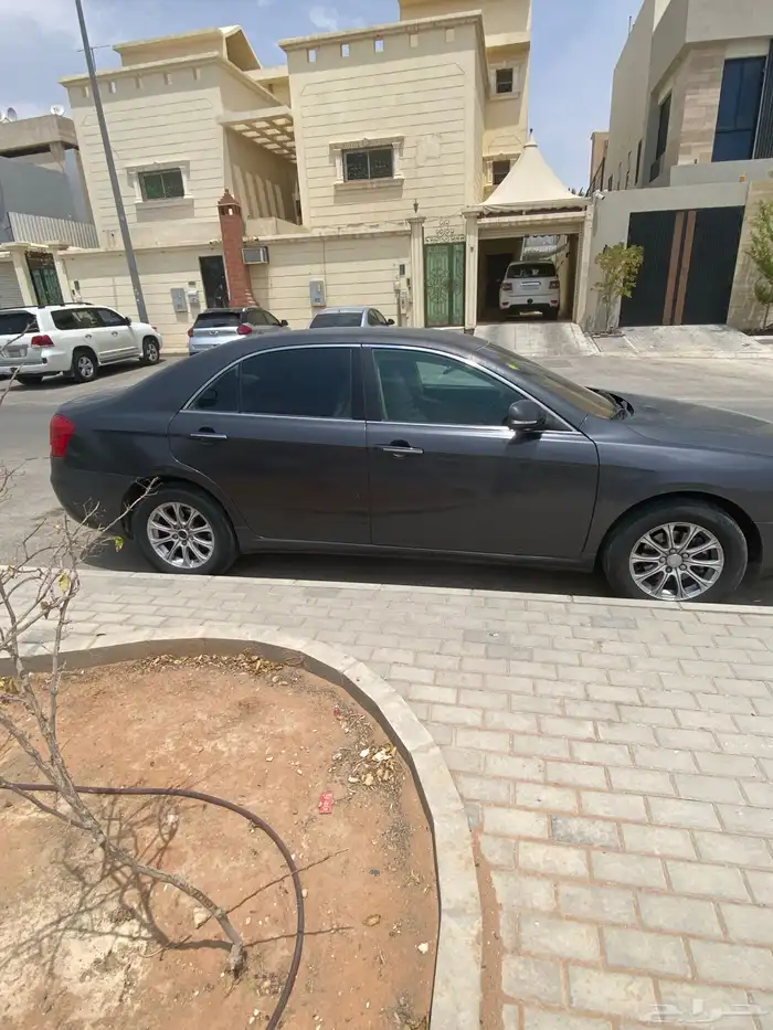 جيلي امحراند E8 موديل 2014 0