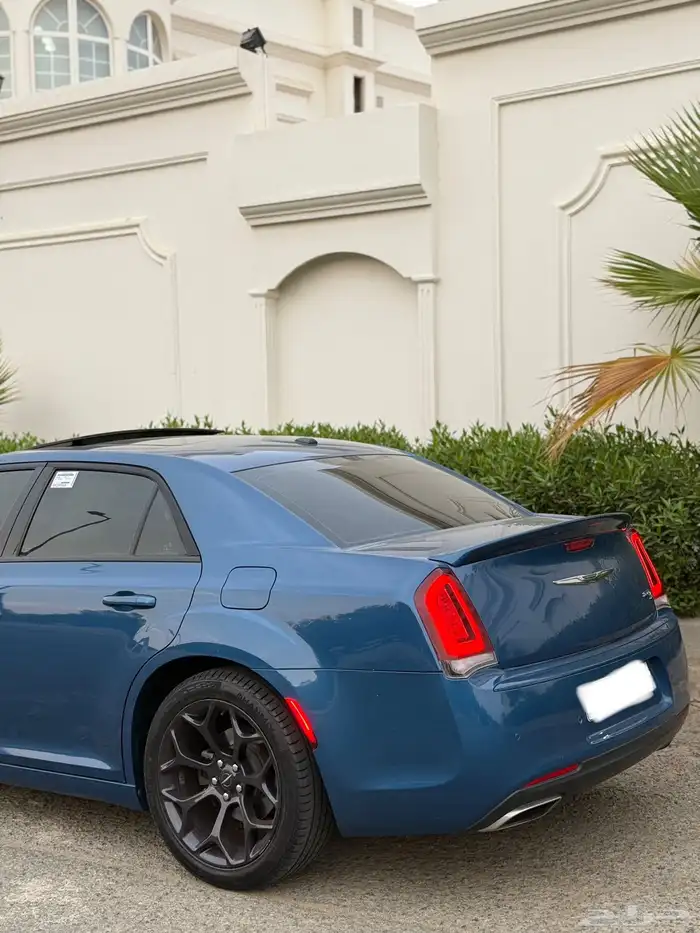 للبيع كرايزلر S 2020 10
