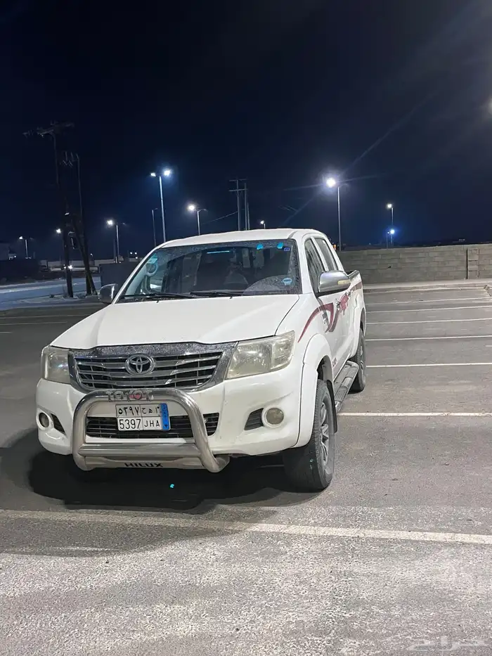 هايلوكس مديل 2014 ممشى 180 الف 1