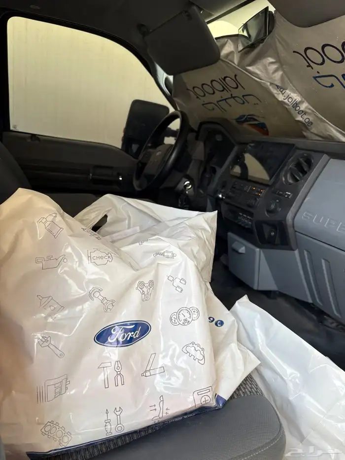 فورد F550 مخزن وكاله سطحة هيدروليك 13