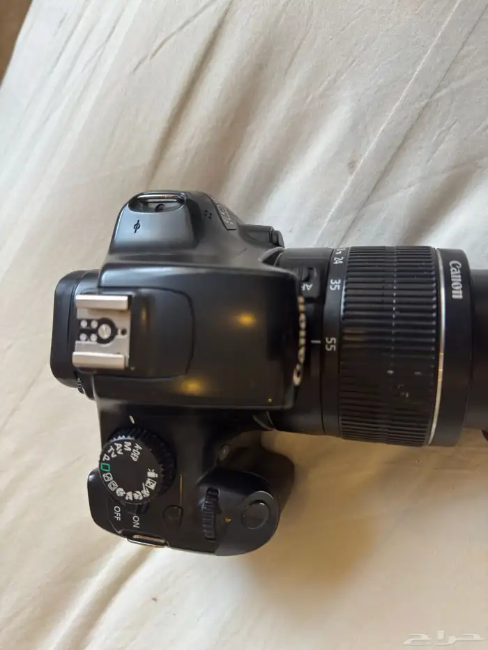 كاميرا كانون 1100D مع عدسة EFS 18-55 mm نظيفة جدا 2