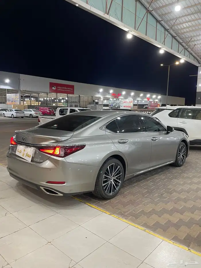 لكزس ES350 موديل 2023 CC 6