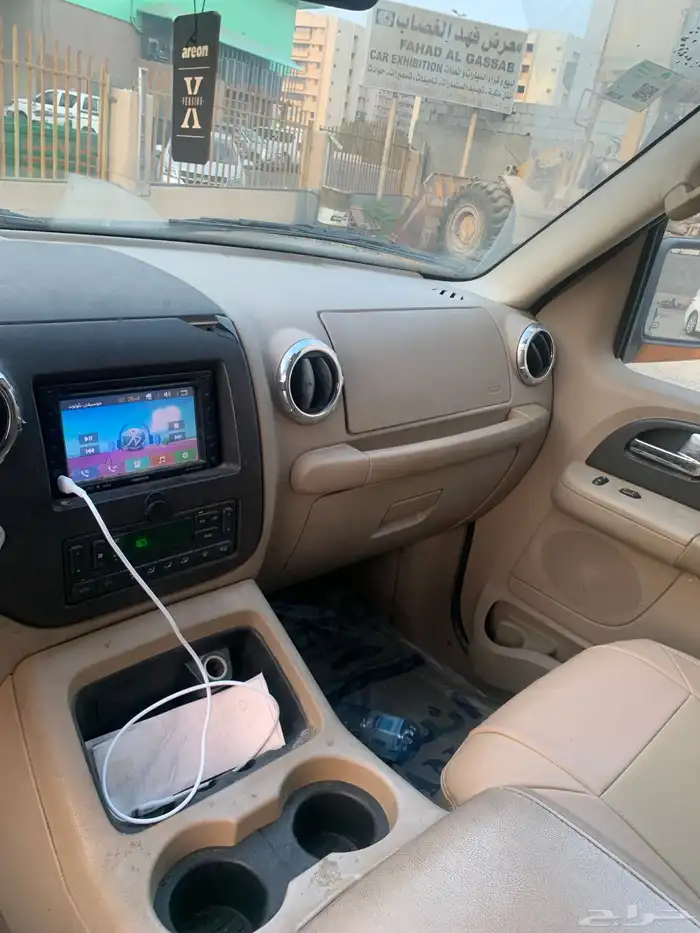 فورد اكسبيدشن 2006 للبيع 6