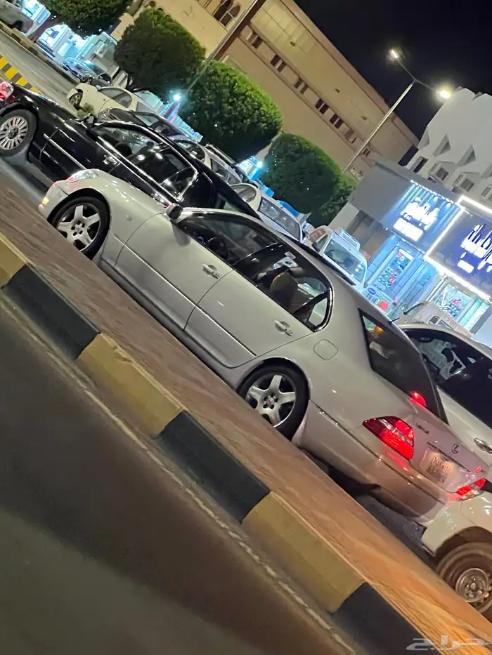 لكزس LS فل كامل وارد عبداللطيف جميل 36