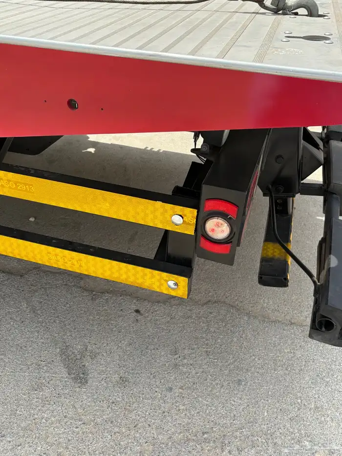 فورد F550 مخزن وكاله سطحة هيدروليك 17