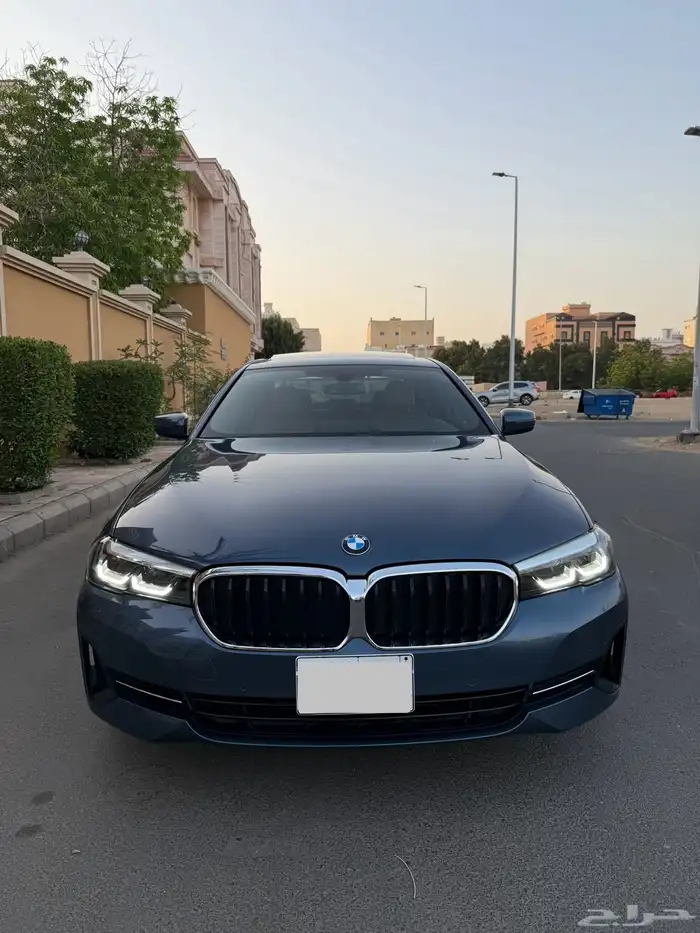 bmw520 فل بريميوم ناغي 2023 عداد (46000) البيع 145000 5