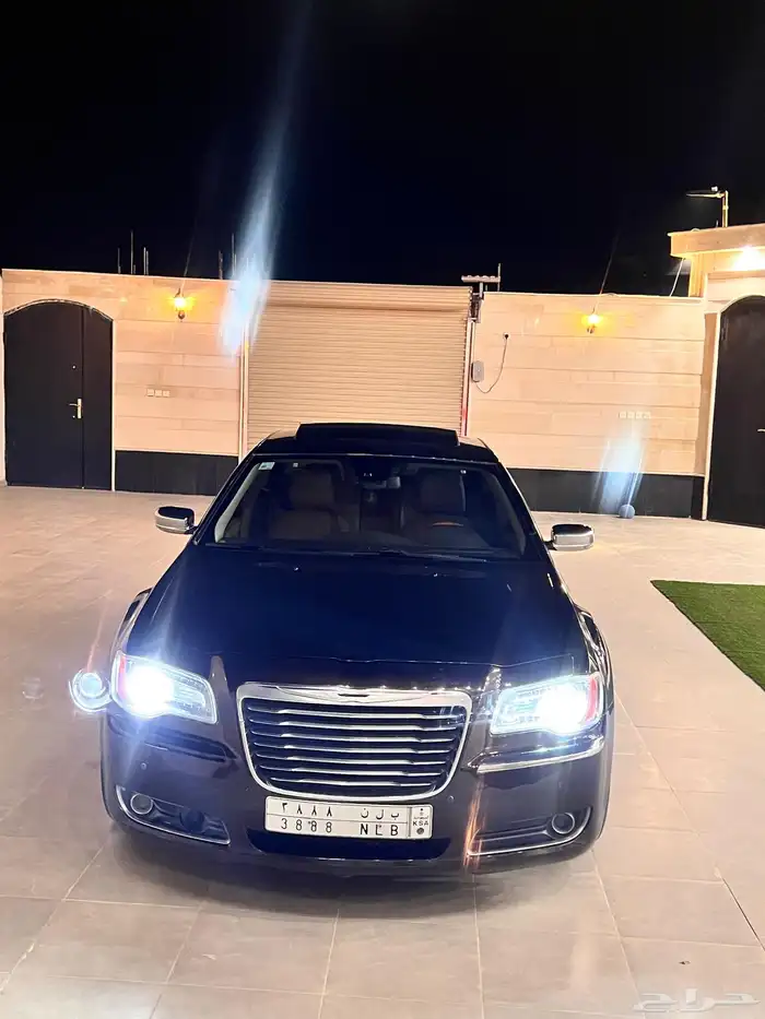 كرايزلر همي 2012 8