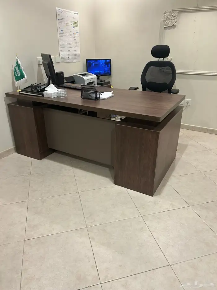 مكتب للبيع 4