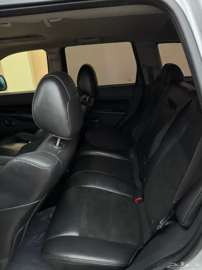جيب جراند شيروكي srt8 2010 22
