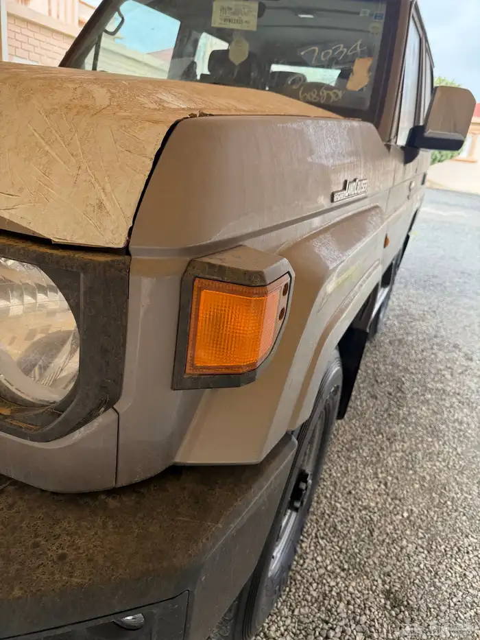 جيب ربع 24 فل كامل سعودي بنزين تماتيك برونزي اخو الجديد 2