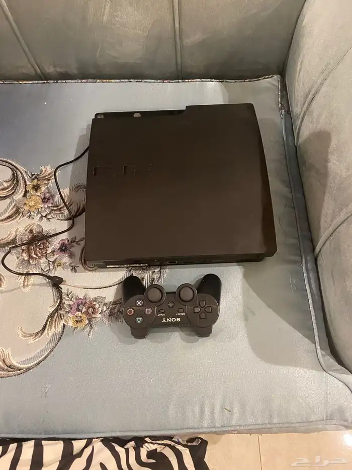 سوني3 للبيع سبب البيع ماعرفت له وجديد 1
