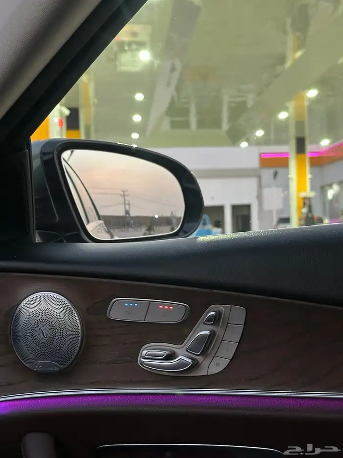 مرسيدس E300 ممشى قليل في قمة النظافة 19