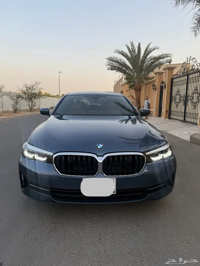 bmw520 فل بريميوم ناغي 2023 عداد (46000) البيع 145000 0