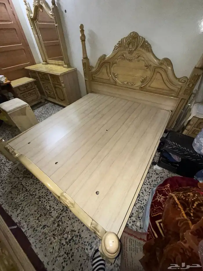غرفة نوم مستعمل نضيفه للبيع 0