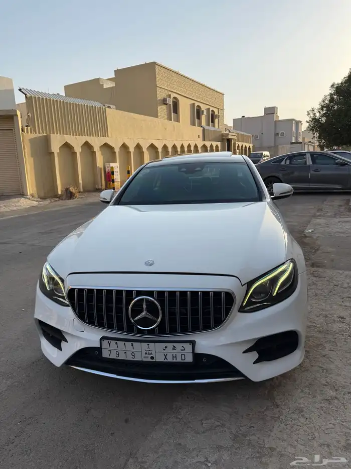 مارسيدس E220d 2018 فل كامل 13