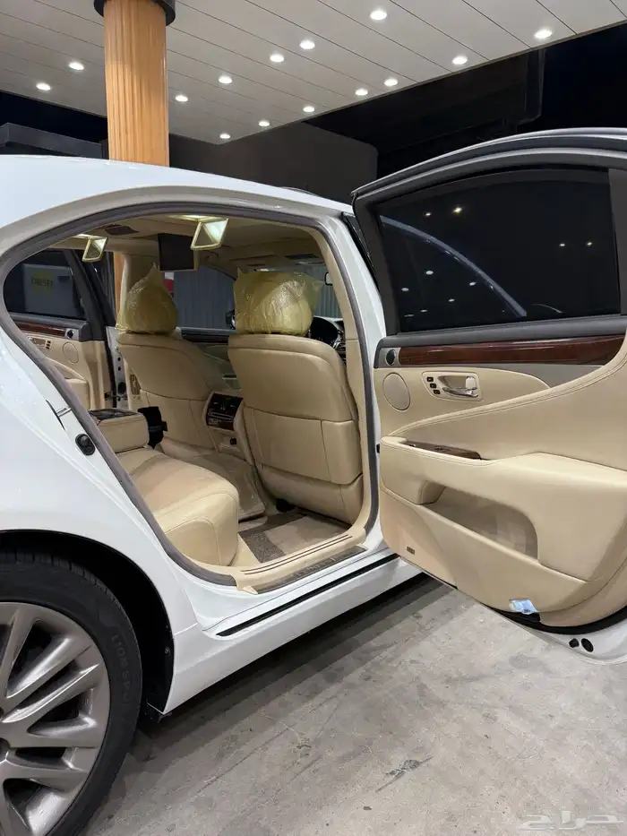 لكزس LS460 الملكه الموقع عسير بيشه 3