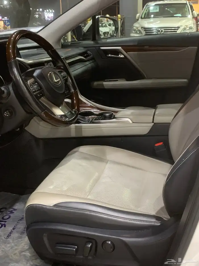 لكزس RX 350L فل كامل 2018 8