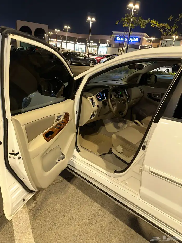 للبيع انوفا 30