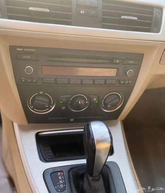 BMW320 2008 8