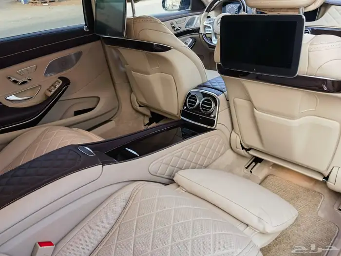 مرسيدسS560اعلى المواصفات الممشى15الف فقط 9
