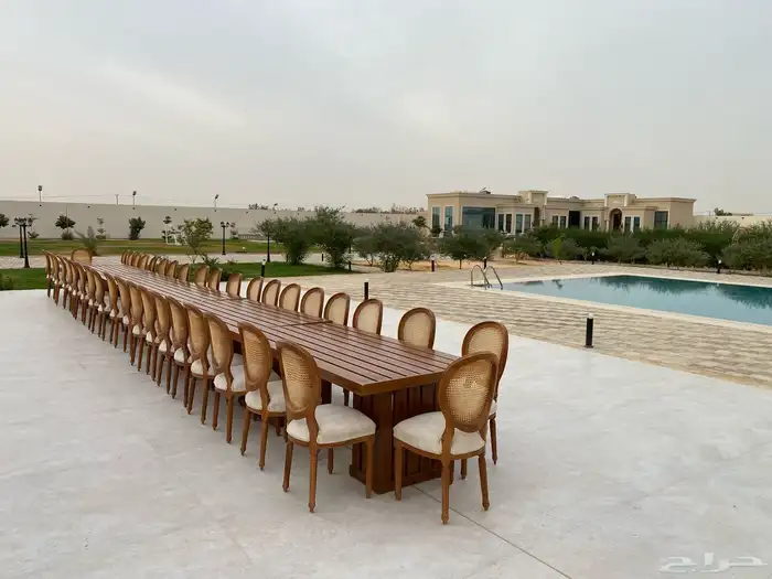 تاجير طاولة طعام 0
