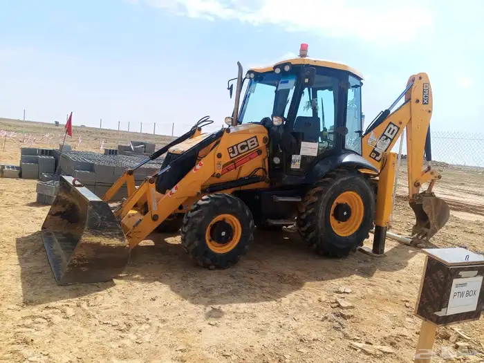 للإيجار JCB جي سي بي موديل حديث 4