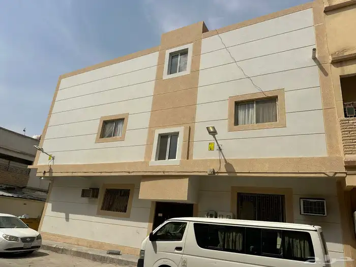 عمارة زاوية أستثمارية حي منفوحة 6