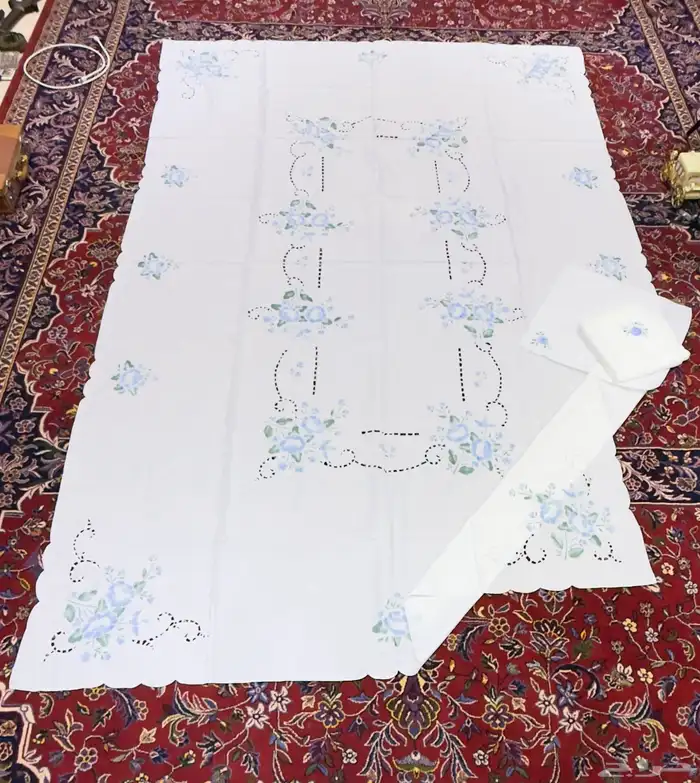 مفرش طاولة طعام مع درزن مفارش حجم صغير 0