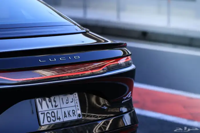 تصوير سيارات باحترافية فيديو وفوتو automotive photographer 3