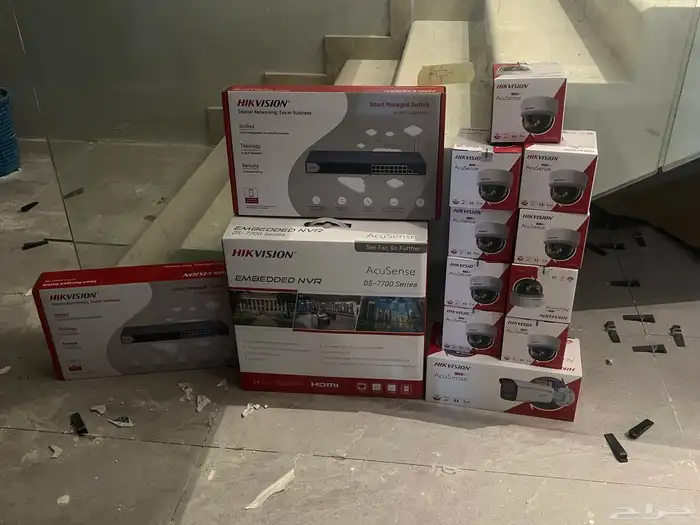 كاميرات مراقبة 12