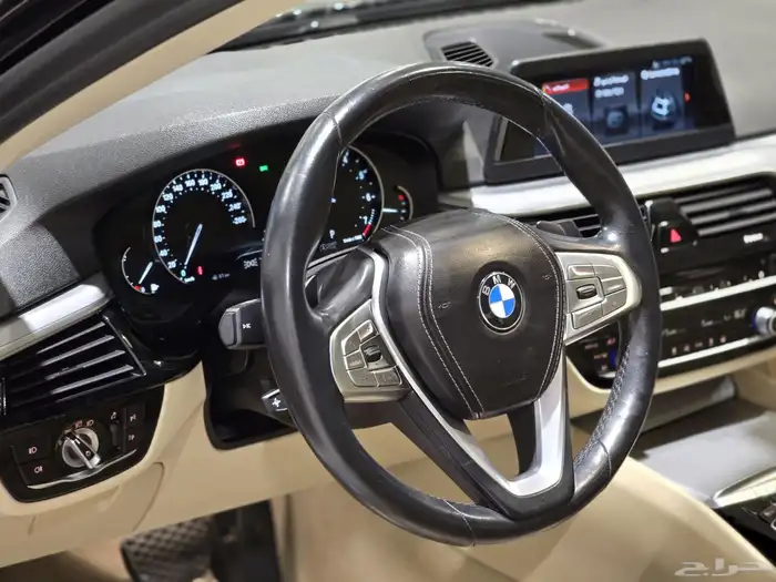 بي ام دبليو 520i موديل 2020 بحاله ممتازه 16