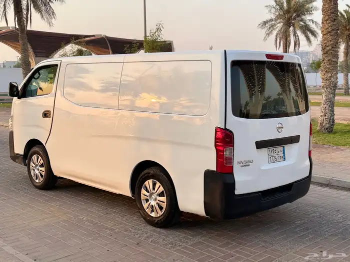 نيسان اورفان 2020 بضاعه 8
