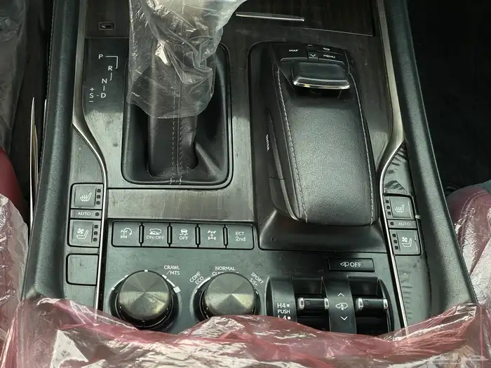 جيب لكزس LX570 - 2019 بلاك ايدشن 30