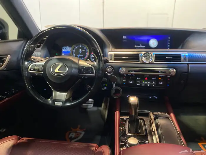 لكزس GS350 fsport 2020 بحالة الوكاله 8