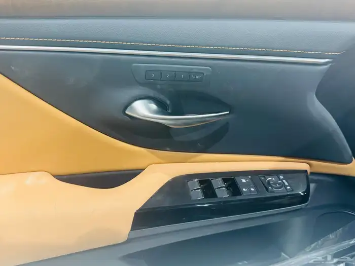 لكزس ES 350 بريمي CC بلس رادار نظام 50-50 22