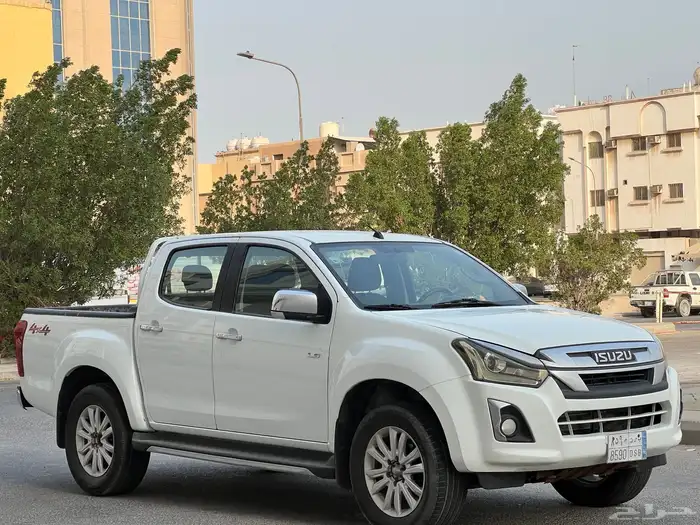 ايسوزو ديماكس موديل 2020 LS مكينه كبير 3000C 21