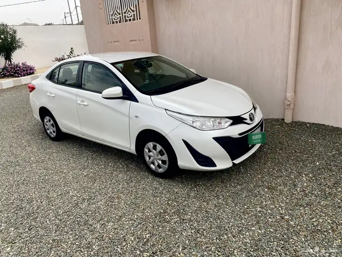 يارس مديل 2019 نضيفه قير تماتيك وقزاز كهربه 2