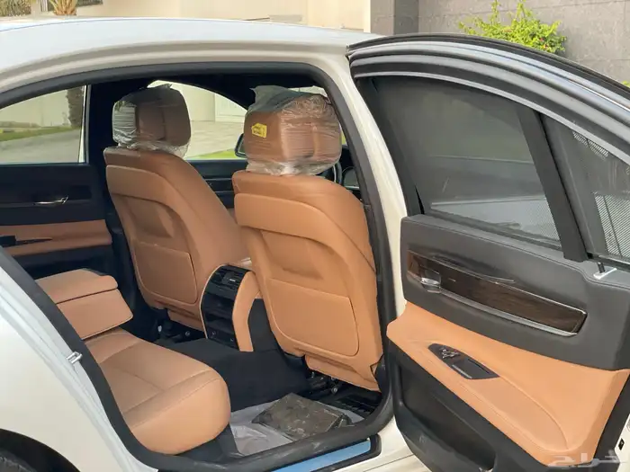 بي ام دبليو - 730Li - 2015 - سعودي 8