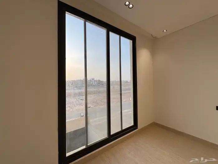 دور اول للايجار حي أسس المرجان 15