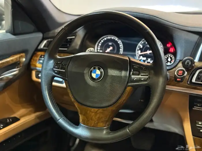 بي ام دبليو 740L  2013 فل كامل(( بحالة ممتازة )) 9