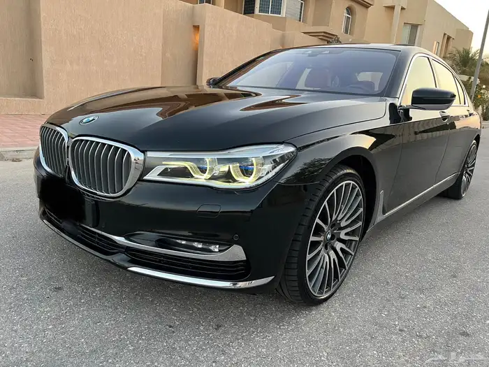 بي ام دبليو( 750LI )الموديل 2016 مخزن صيانات وكاله شبه جديد 17